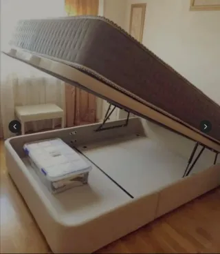 Canapés y colchones nuevos