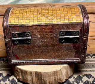 Baúl joyero decorativo