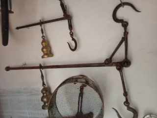 Antica collezione di bilance romane