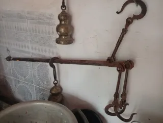 Antica collezione di bilance romane