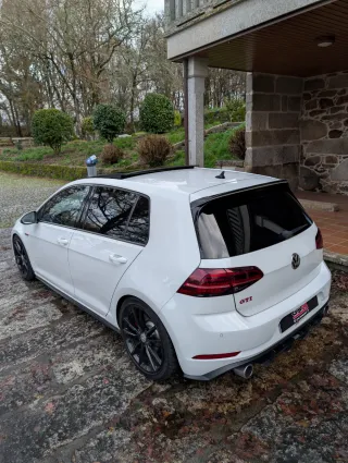 Volkswagen Golf GTI Performance DSG 245cv