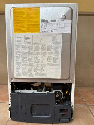 Caldera Baxi 33/33F Gas Condensación Revisada