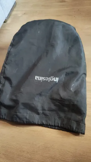 Trona Inglesina Plegable