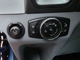 Ford Transit Kombi 330 Trend 2.0 130CV 9 Plazas