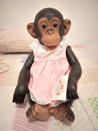 Muñeco mono bebé Lola la Chimpance