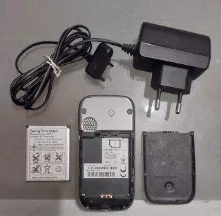 Sony Ericsson Z750i Plata Cargador Incluido