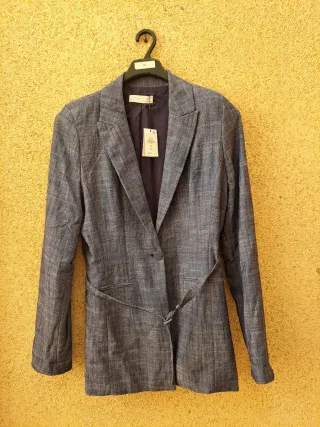 Blazer azul con cinturón Talla S sin estrenar