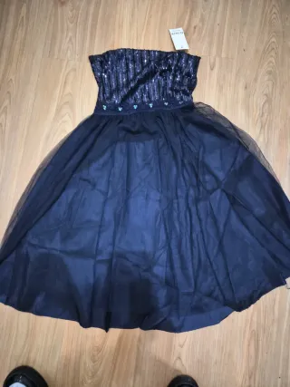 Vestido azul marino y plateado