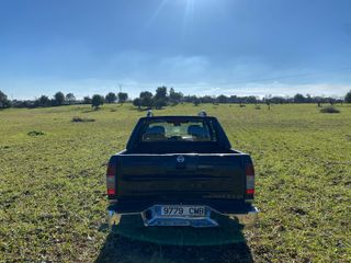 Nissan Navara 2003