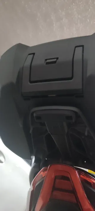 Maleta Top Box Honda Forza 45L Original keyless