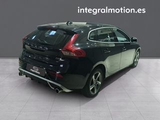 Volvo V40 2.0 D2 R-Design Momentum
