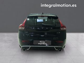 Volvo V40 2.0 D2 R-Design Momentum