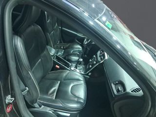 Volvo V40 2.0 D2 R-Design Momentum