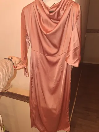 Vestido elegante rosa talla 40