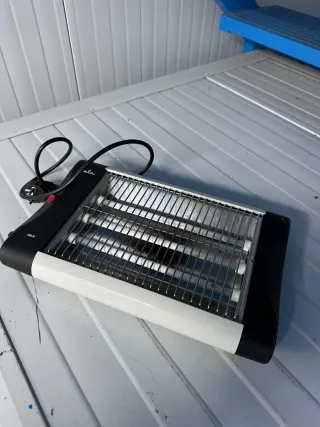 Tostadora horizontal Jata 400W