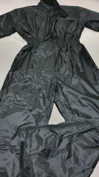 Traje de moto impermeable negro de 48 por 29