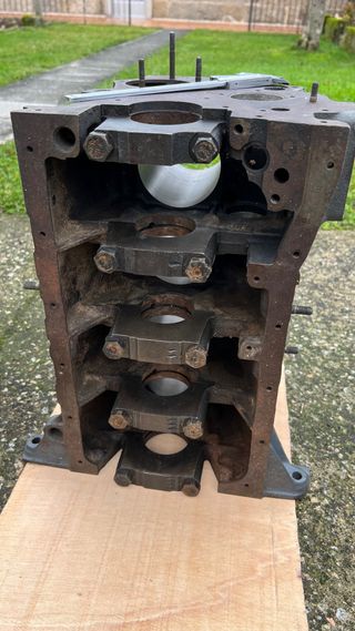 Bloque Seat 124 1800/2000