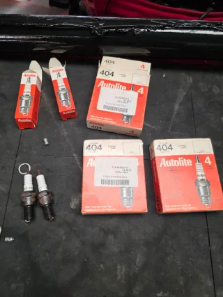 Autolite 404 Bujías Clásicas 4 Cajas (16ud)