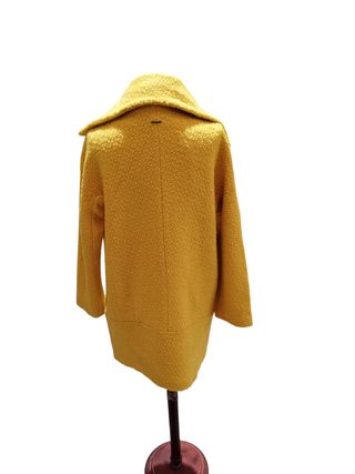 Abrigo Desigual Amarillo