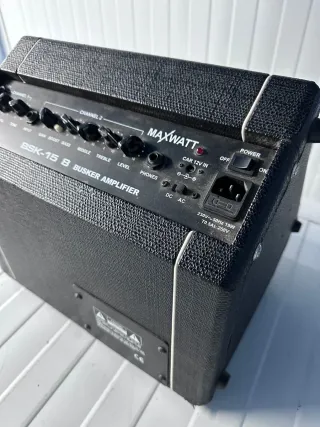 Amplificador Hiwatt BK-15 B Negro