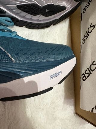 Scarpe Asics Novablast 4 Uomo Blu Taglia