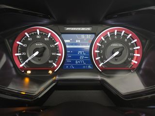 HONDA FORZA 125 2024 6477 kms.