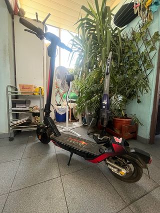 Patinete Eléctrico Red Bull Racing