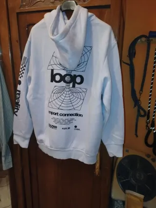 Felpa Bershka con cappuccio taglia XS