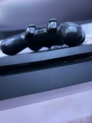 Consola PS4 Slim 500GB Negra + Juegos