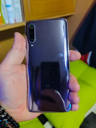 Regalo Xiaomi Mi9 por compra de Lote Premium