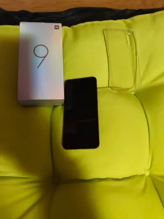 Regalo Xiaomi Mi9 por compra de Lote Premium