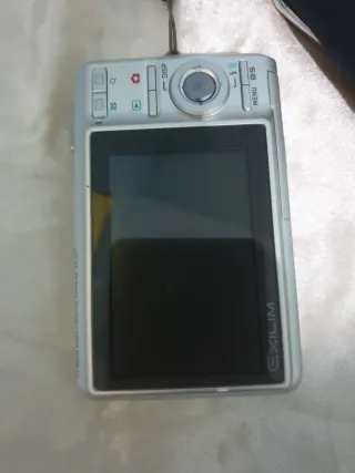Cámara Casio Exilim 7.2 MP