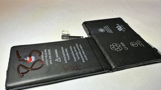 Batteria iPhone X - 85%. Originale Apple 