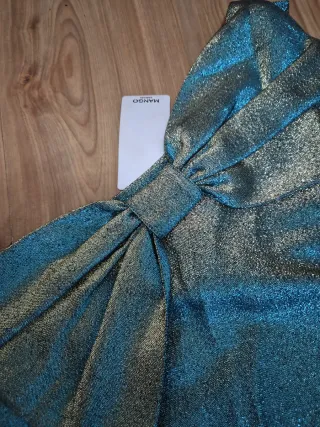 Vestido fiesta un hombro lazo dorado azul