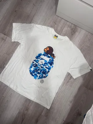 Camiseta BAPE Talla XL Azul y Blanco