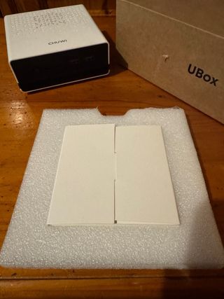 Mini PC CHUWI Ryzen 5 6600H 16GB DDR5