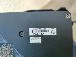 Tarjeta de Video ASUS xt5600 TUF Gaming