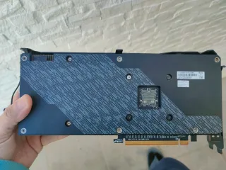 Tarjeta de Video ASUS xt5600 TUF Gaming