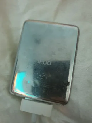 iPod 4GB Plata/Blanco