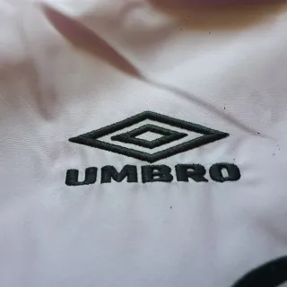 Chaqueta Supreme Umbro gradient Talla M