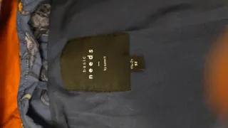 Chaqueta infantil dinosaurios impermeable