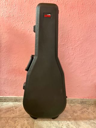 Estuche impoluto Gator TSA Guitarra Acústica