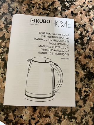 Hervidor de agua eléctrico KUBO KBWK1053