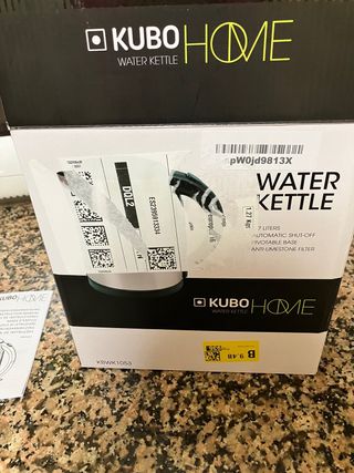 Hervidor de agua eléctrico KUBO KBWK1053