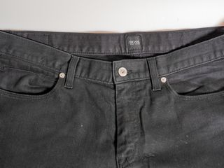 Pantalón vaquero HUGO BOSS Slim Negro