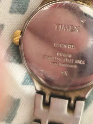 Relógio Timex Indiglo WR 50m Dourado e Prata