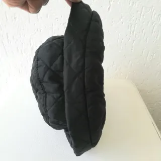 Cappello donna trapuntato nero