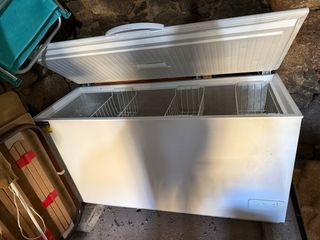 Arcón Congelador Zanussi 500L