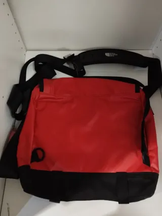 Due zaini / borse a tracolla The North Face