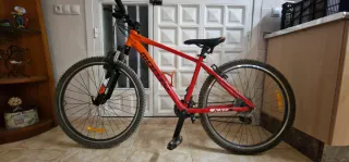 Bicicleta Montaña Roja y Naranja